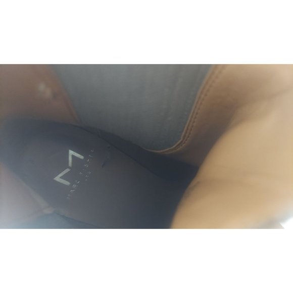 Marc Fisher LTD Oshay Pointed Toe Bootie Cloud Suede/NWOB, Size 5 - Picture 9 of 10